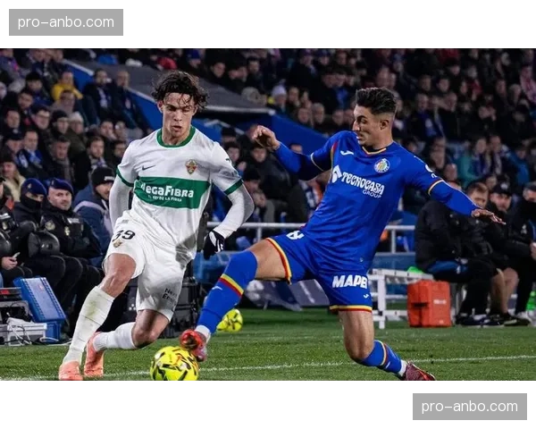 西甲传统劲旅马竞状态回升,积分紧追欧冠资格区 西甲传统劲旅马竞状态回升,积分紧追欧冠资格区