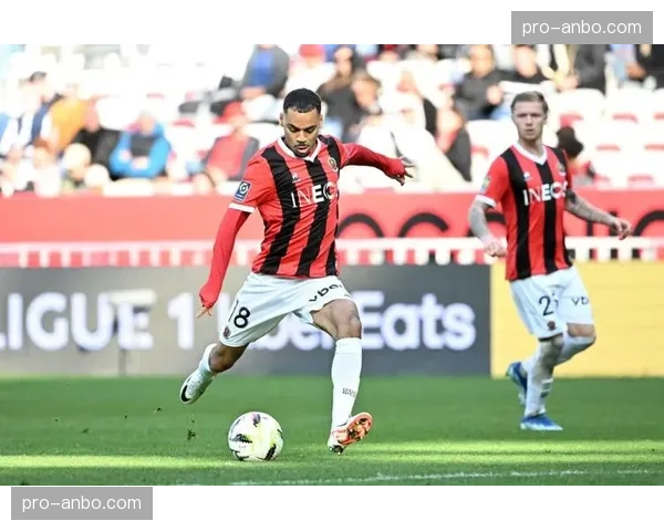 实时：尼斯3分钟2次经典防反，客场迅速逆转比分