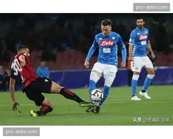 国米客战那不勒斯前瞻:卫冕冠军冲击联赛11连胜,奥斯梅恩或缺阵 国米客战那不勒斯前瞻:卫冕冠军冲击联赛11连胜,奥斯梅恩或缺阵